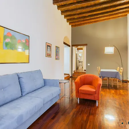 Titti's House By Apulia דירה בארי